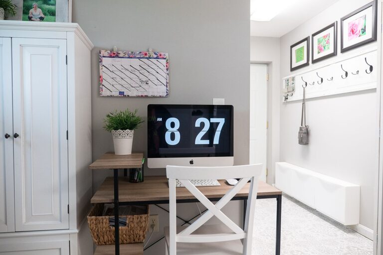 How to Set Up a Family Command Center for Better Organization